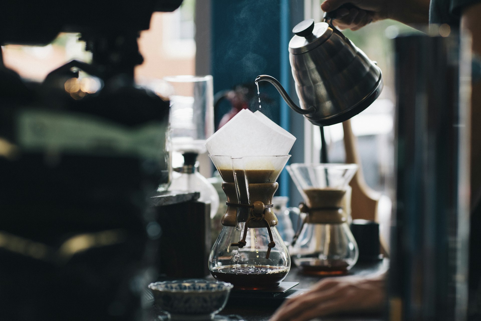 Ravenna Coffee'de filtre kahve demleme